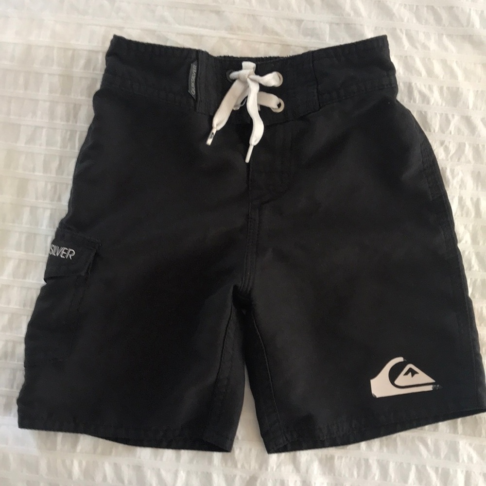 Quicksilver board shorts 3t